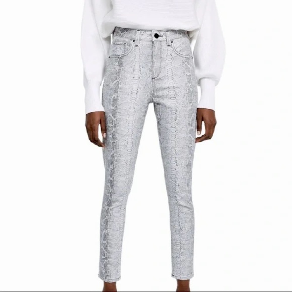 Zara Snake skin high rise skinny jeans size 4